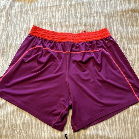 Women’s Nike Dri-Fit Athletic Shorts - Picture 4 of 4